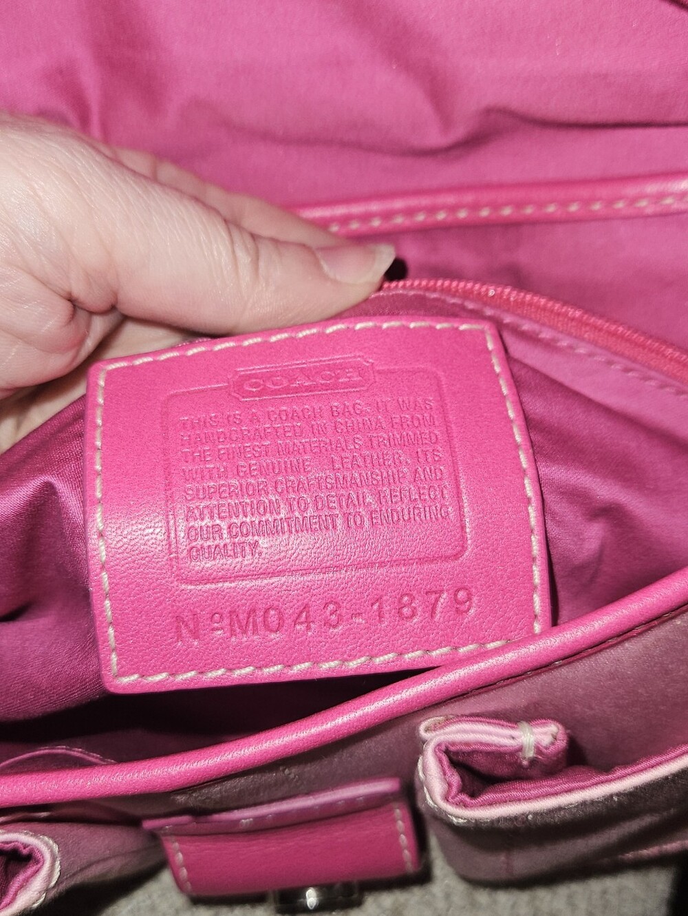 Vintage Coach Y2k Soho Pink Nylon Leather Trim Shoulder Bag Barbie Core - Picture 8 of 13
